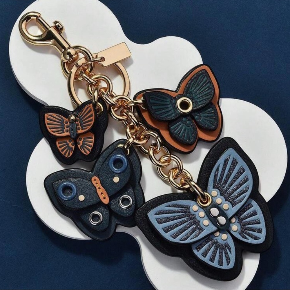 Butterfly Charm Keychain - Picture 7 of 10